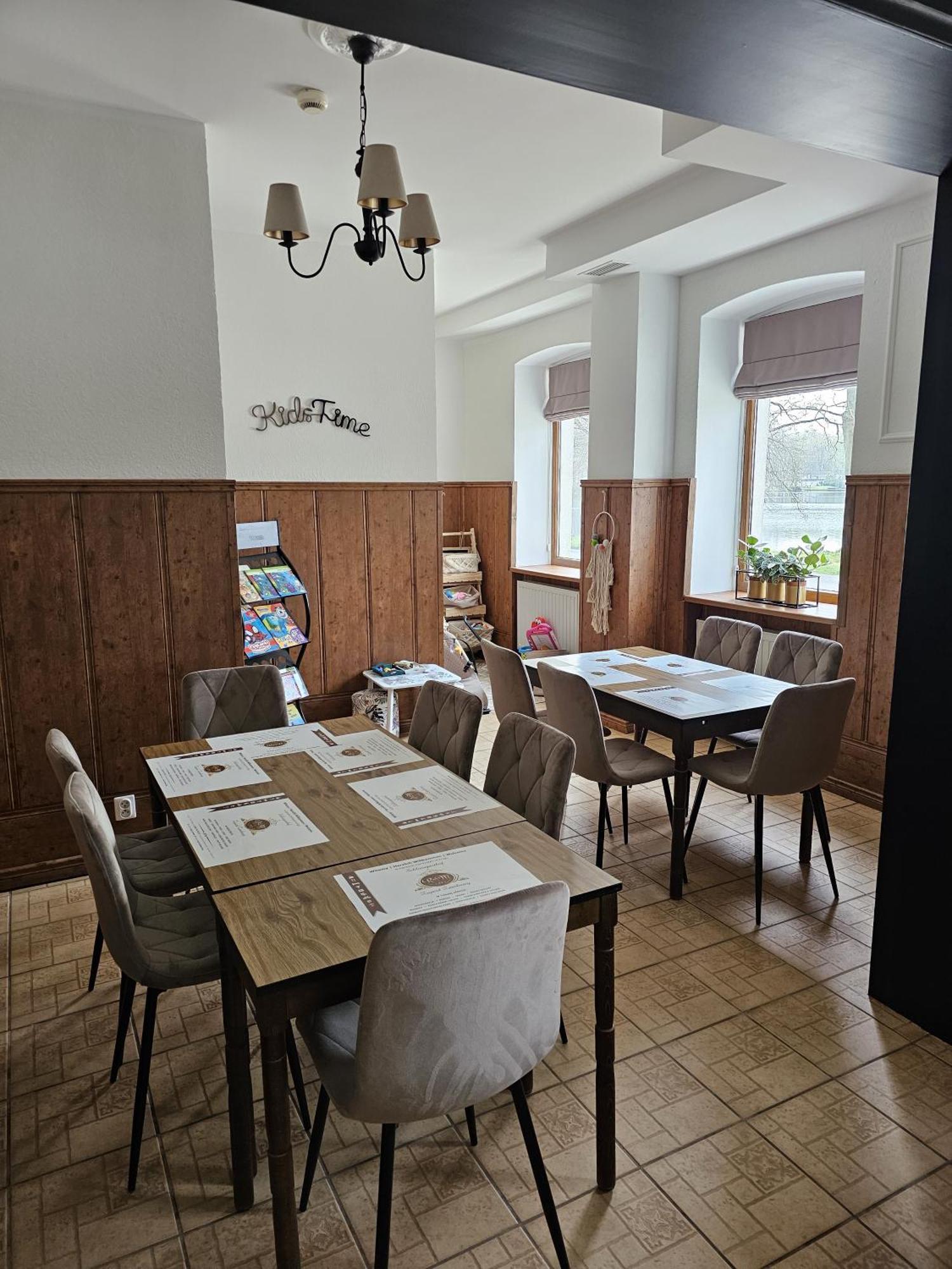 Zajazd Zamkowy - Schlossgasthof Krąg Eksteriør billede