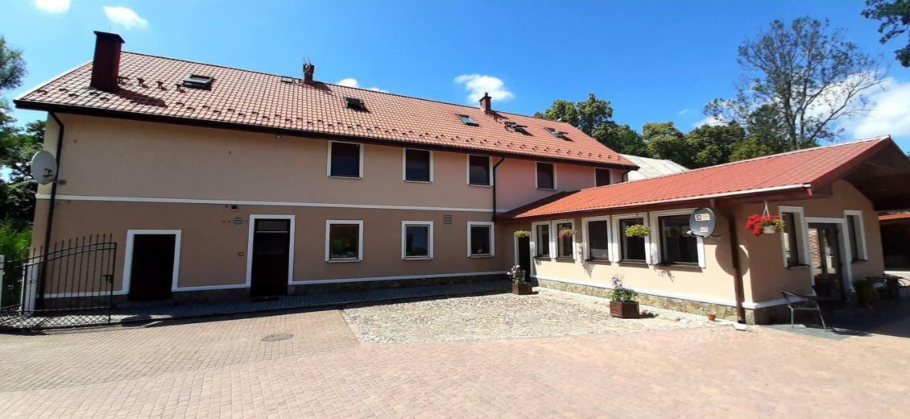 Zajazd Zamkowy - Schlossgasthof Krąg Eksteriør billede